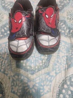 Spider-Man Kids Light-Up Sneakers in Red, Black, Silver
